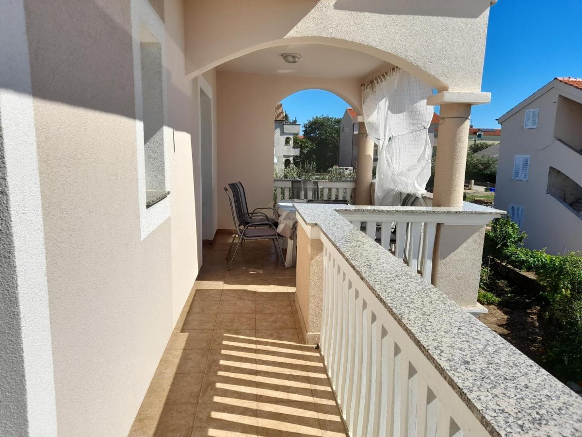 Apartments Filipovic Biograd Na Moru Bagian luar foto