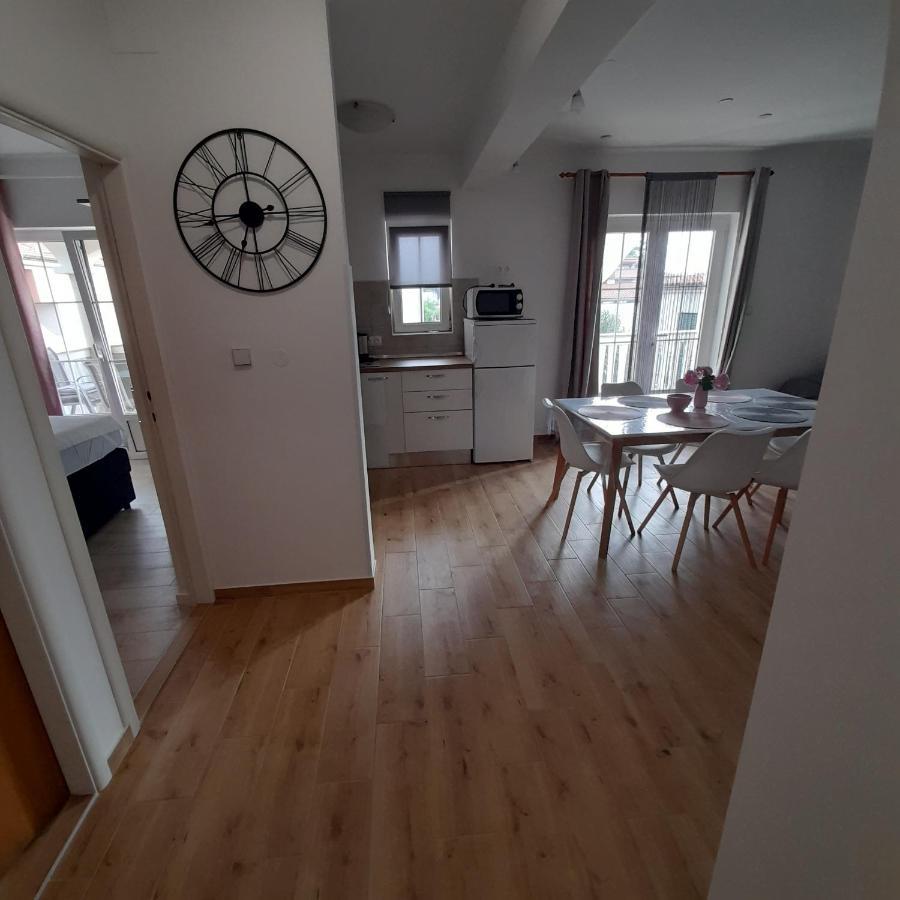 Apartments Filipovic Biograd Na Moru Bagian luar foto