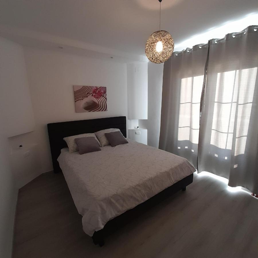 Apartments Filipovic Biograd Na Moru Bagian luar foto